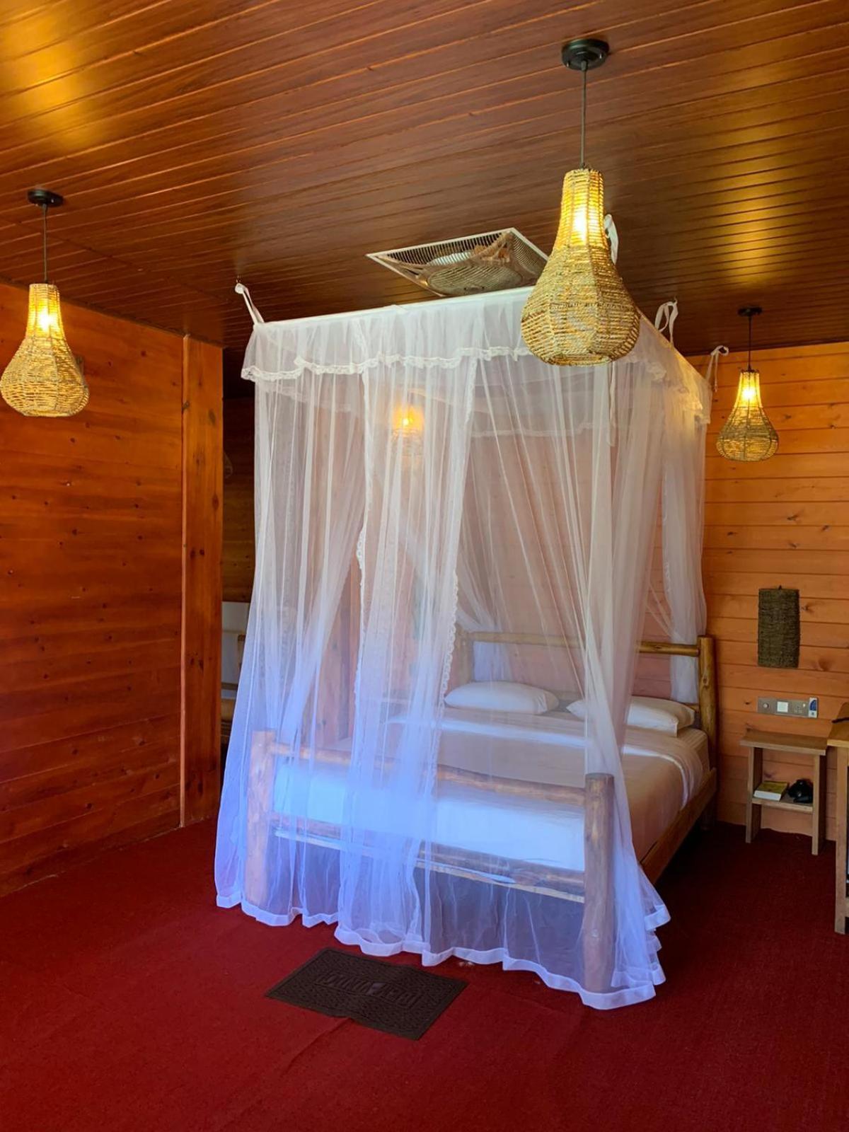 Ella Wood Cabin Quarto foto